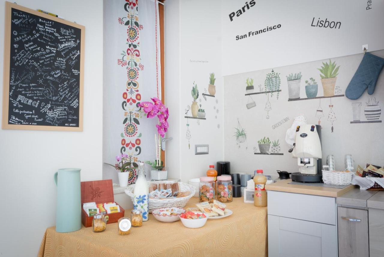 Raro'S Home Bed & Breakfast 폼페이 외부 사진